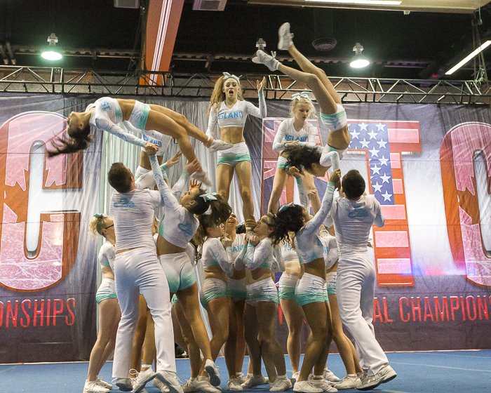 Allsportmedia's tweet image. #yyj ’s Island Elite Cheer squads start day two competition at ATC in Bellevue, WA @islandsports1 @InsideCheer