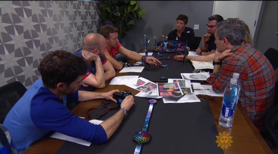 CaDuv6qXEAAQIoM.jpg:large