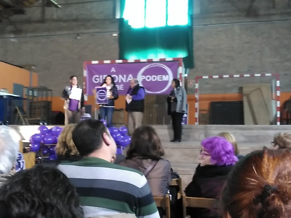 Comencem a expossar les conclusions a l'#IntercerclesGirona , sí que es pot!