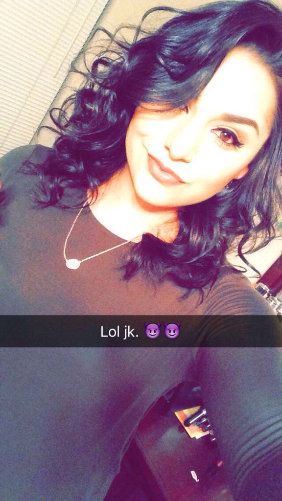 SalcidoAlyssa's tweet photo. So I just saw this picture again and these eyebrows are popinnnn
#wellyoucanonlyseeone #buttrustme #theotheroneistoo https://t.co/SW8wGWu0Gi
