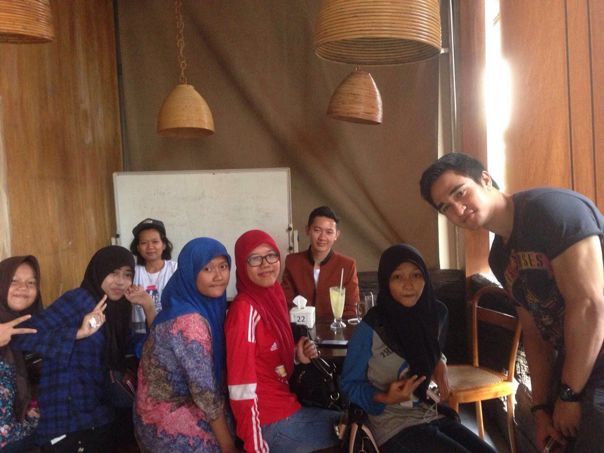 Thx u kk spidermannnn .. seru2 ...:) @AdhityaAlkatiri