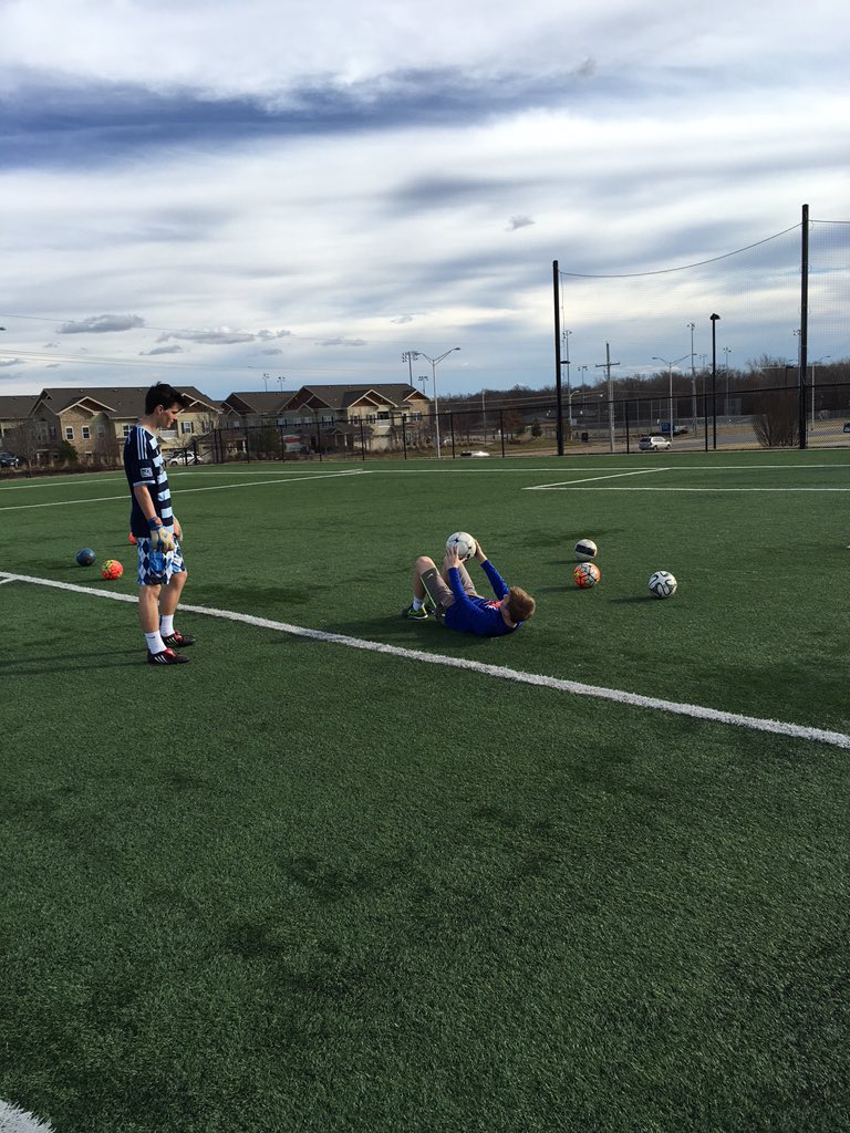 TFTC_FC's tweet photo. Grind never stops https://t.co/dSqJZ87JAd