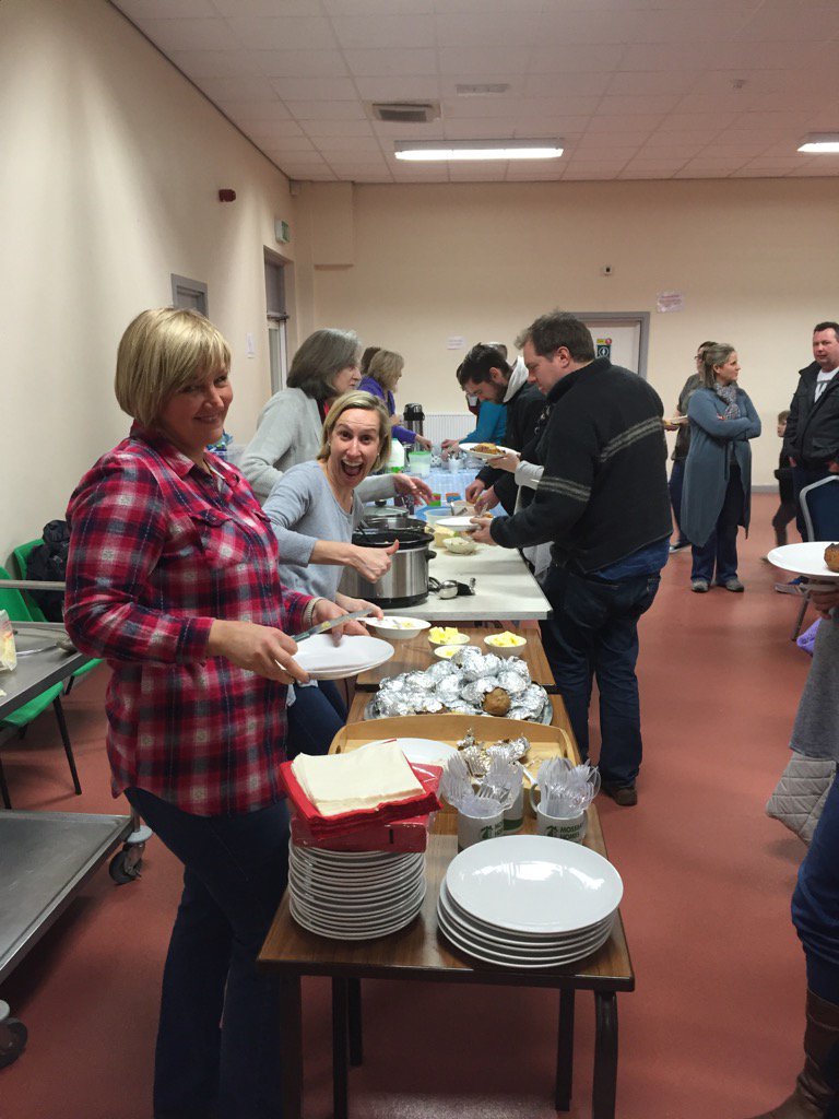 garethjrobinson's tweet photo. It's Family Tea at #glochurch!! https://t.co/mWirVDnkJm
