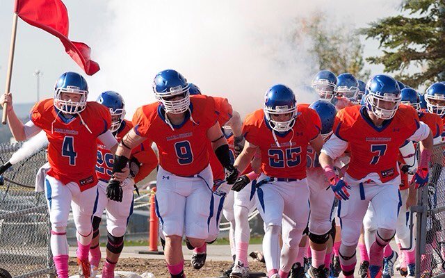Isaiah29Hubbard's tweet photo. I'm blessed to say I've committed to play D2 football for the University of Mary Marauders! #setsail2016 #BleedBlue https://t.co/FLpWBtIG8b
