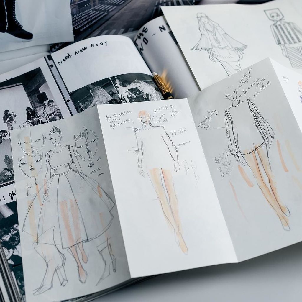 платье конструктор. эскизы одежды дизайнеров. портфолио одежда. эскизы дизайнеров. портфолио одежда.