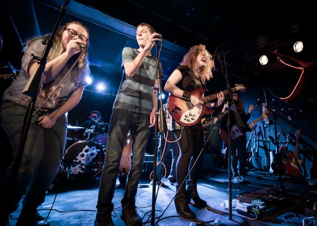 White Mystery tweet media