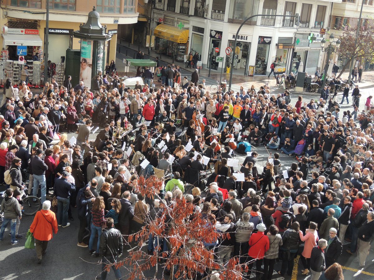 Mil gràcies a tots per l'assistència. Poc a poc, això creix #PrimaveraMusical #STOPCàtedres #IIConcertReivindicatiu