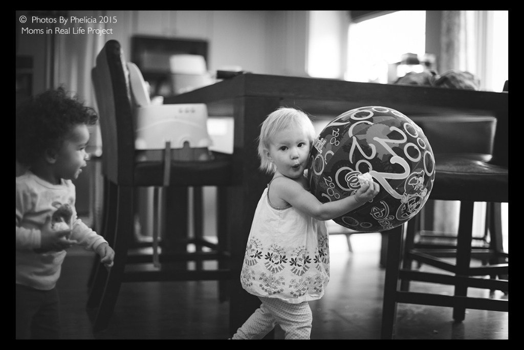 HowWeMom's tweet photo. My favorite sassy little ladies #babybesties #howwemom #momsinreallife https://t.co/lPj4oXD5WQ https://t.co/XUdrCF43hk