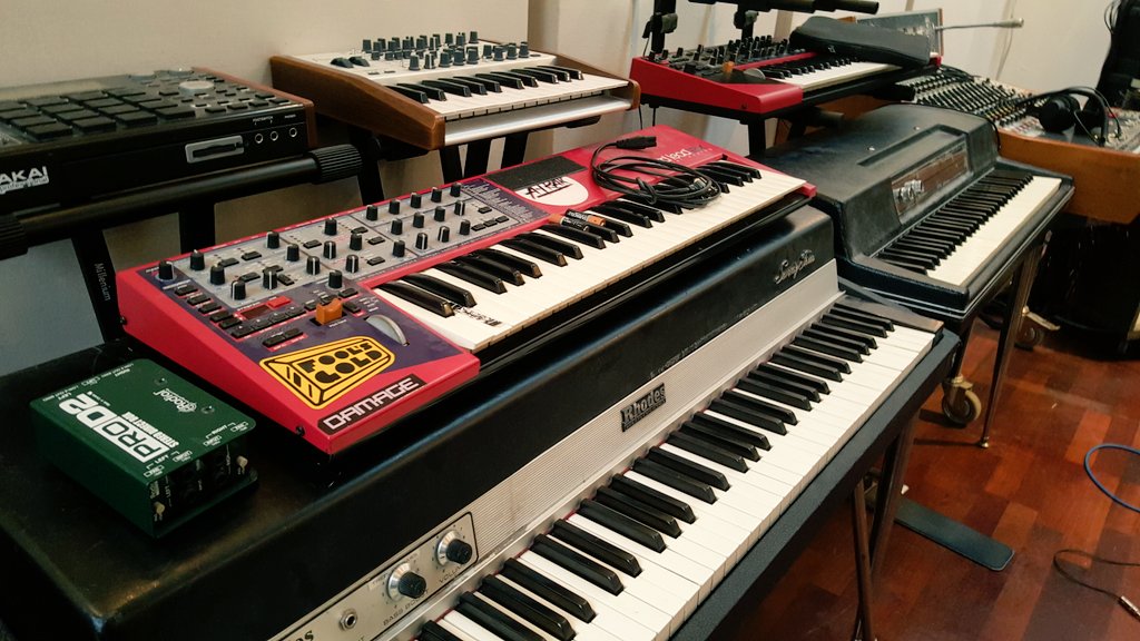 lexejMusic's tweet photo. Doesn't get more fun than this! Mills Factory. https://t.co/kuORzpxEEj