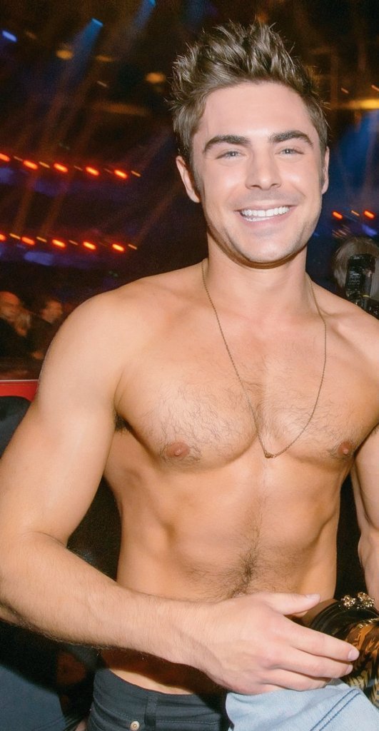 xmxr_'s tweet photo. Gracias Dios por darnos a Zac Efron. https://t.co/ZZTNYxXagL