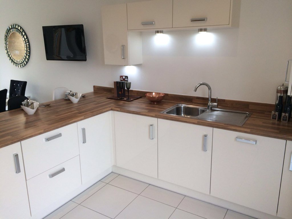 CFOakes's tweet photo. This weeks tilling job complete in #Newhall #Essex. Home owner wanted to add their own stamp to #kitchen RT #Tilers https://t.co/RN54x0eA5y