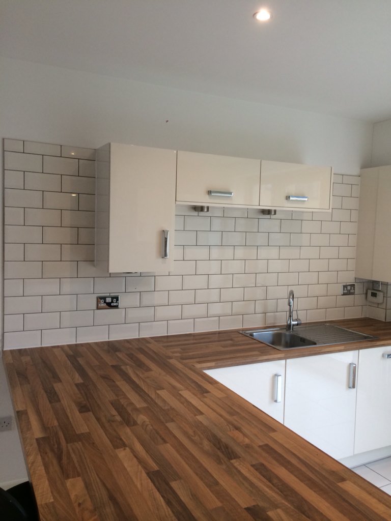 CFOakes's tweet photo. This weeks tilling job complete in #Newhall #Essex. Home owner wanted to add their own stamp to #kitchen RT #Tilers https://t.co/RN54x0eA5y