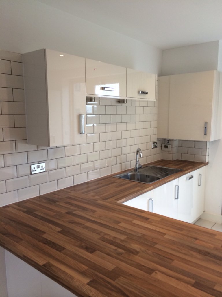 CFOakes's tweet photo. This weeks tilling job complete in #Newhall #Essex. Home owner wanted to add their own stamp to #kitchen RT #Tilers https://t.co/RN54x0eA5y