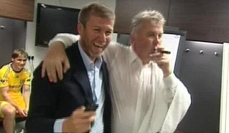 CFCTransfers's tweet photo. Guus Hiddink's Chelsea record:

Games - 31
Wins - 21
Draws - 9
Losses - 1
Goals scored - 60
Goals conceded - 27 https://t.co/KO1RrpssxV