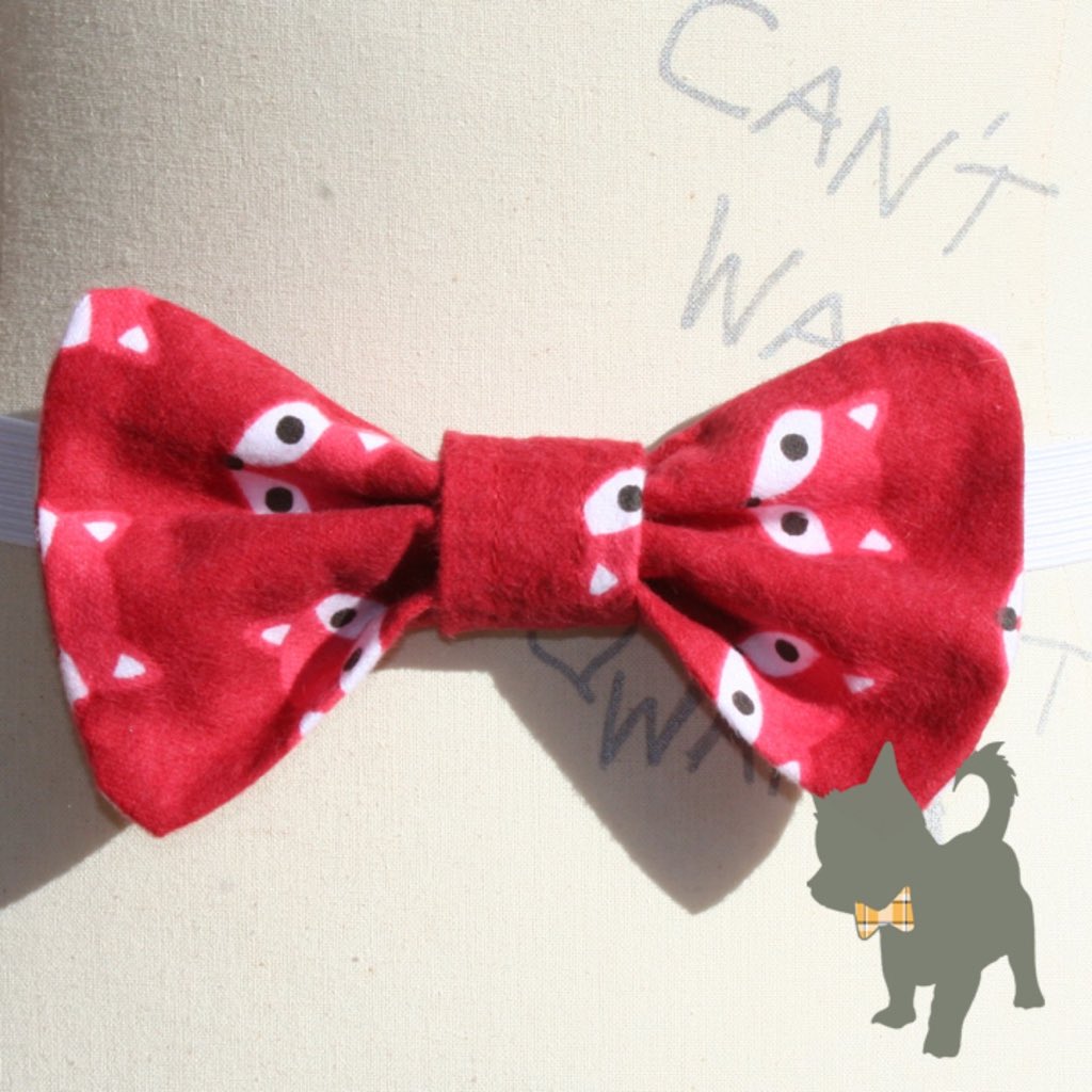 hautedogbowties's tweet photo. Get #foxy for #valentines day this year with "George."#HauteDog #bowtie #forsale #dapper #pup #puppy #dog #hobknobin https://t.co/dTqvtvjVsA