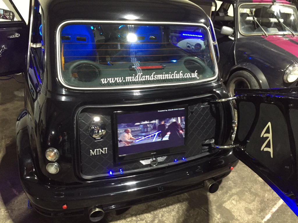 stevepullen2's tweet photo. @lookatmymini #miniice!! https://t.co/1wJ2GEfaw1