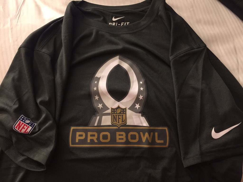 darrenwoodson28's tweet photo. I'm signing some #ProBowl gear and giving it to my fans.

RT this for a chance to win.

I'll pick 2 winners. https://t.co/QZfWcXdABB
