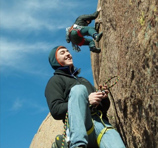 We're huge fans of sharing time with others in the outdoors. How do you and your friends #goexplore? 📷:Calvin Herbst