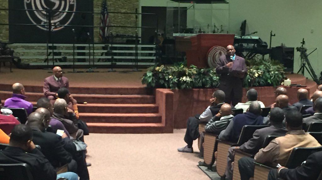 bthomas_sr's tweet photo. Hats off to Elder Darryl Magee leading up the Men's ministry @CHANGINGAGENATL with @BishopPMorton on deck! #Leading https://t.co/mDGKKBbxCH