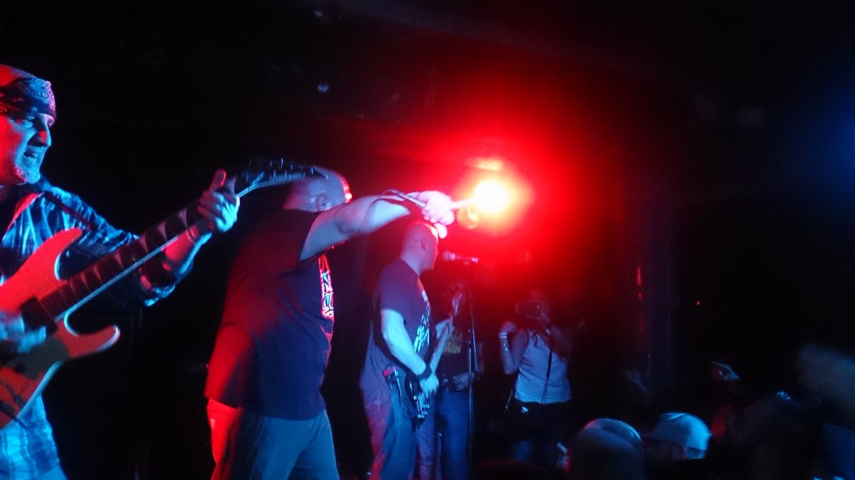 cannotbarsed's tweet image. Wisdom in chains need to come over more often