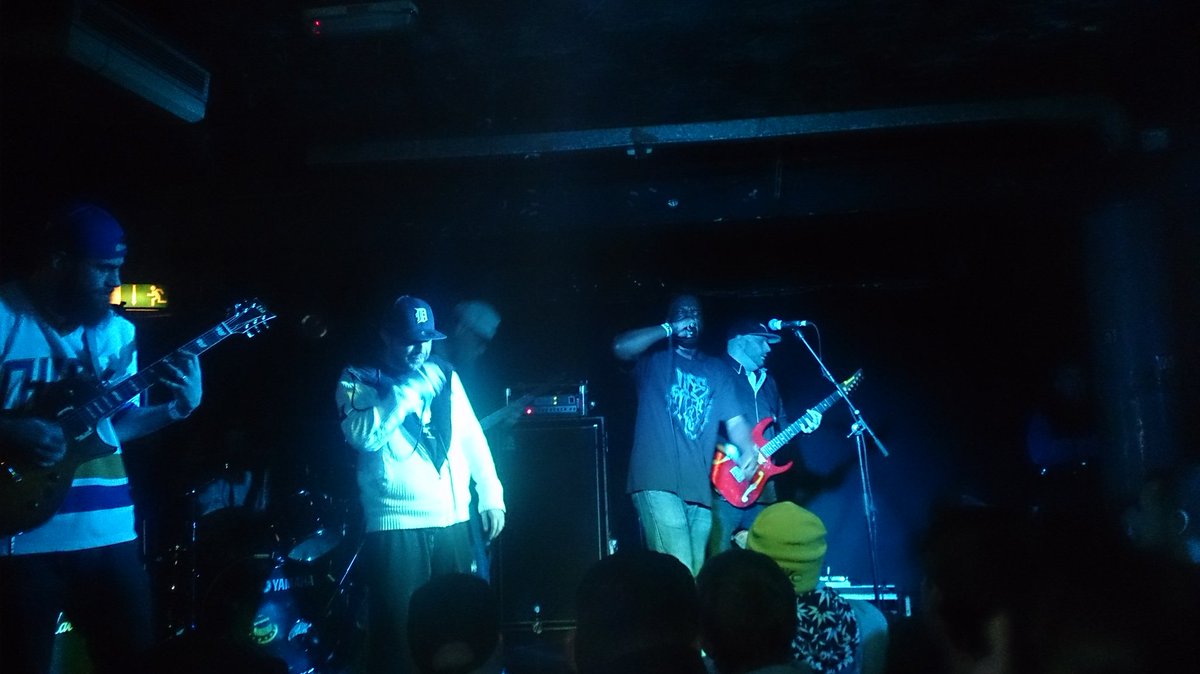 cannotbarsed's tweet image. Ironed Out are going to be big.