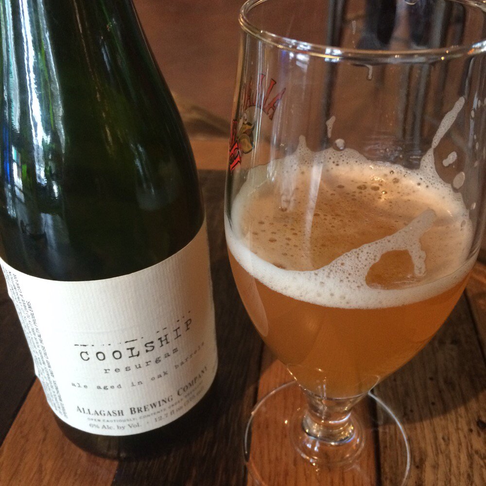 tabitrue's tweet image. Amazing #sour #coolship from @AllagashBrewing after a fantastic tour @BrannigansBrew #mainecraftbeer #resurgam