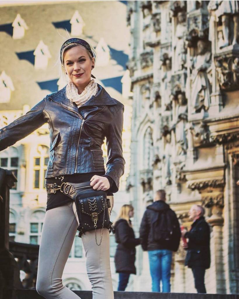 JungleTribeLA's tweet photo. @travellust_co in #belgium with her #BlasterJT bag! Also available in silver or brown leather … https://t.co/3ut622oUj6