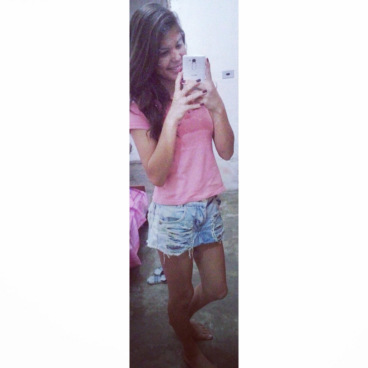 _Fernanda297's tweet photo. Ela É Linda , É Uma Delícia , Mais E Cheia De Malícia , Faz 
Qualquer Um Se Apaixona 🎶💋 https://t.co/gITkWN2dg8