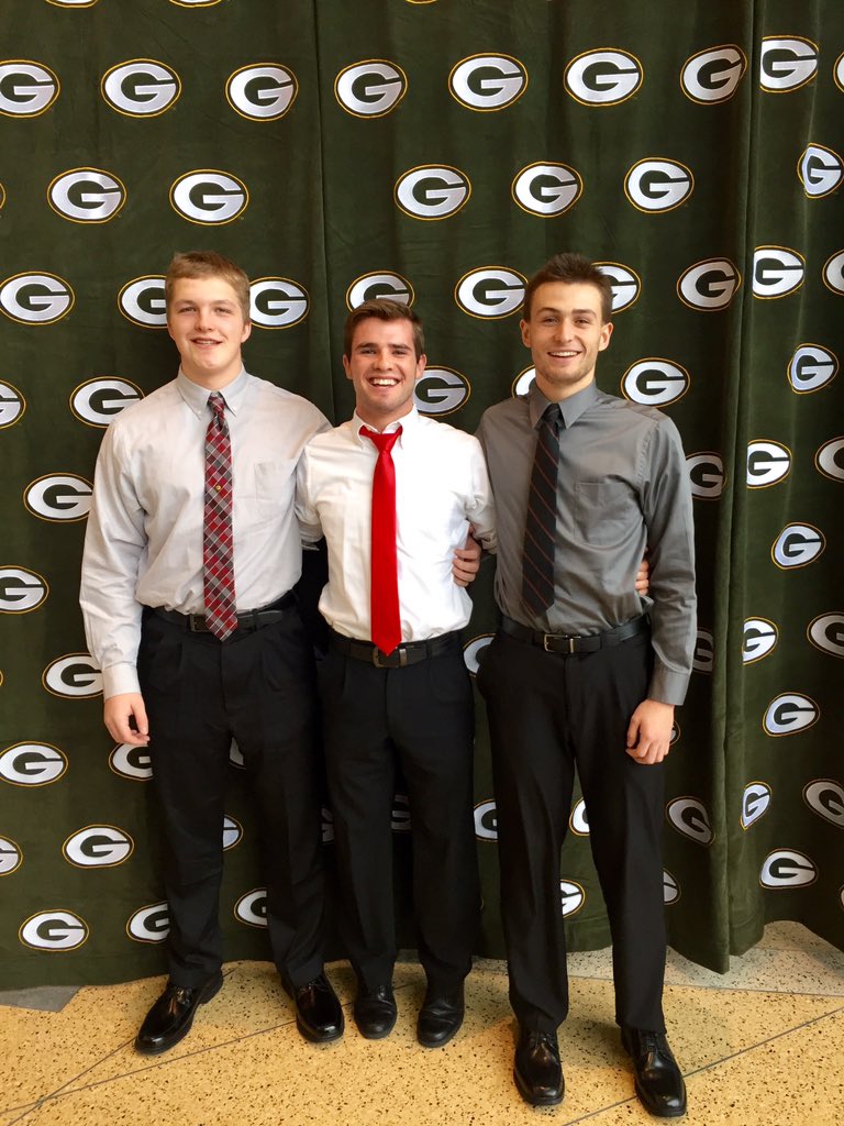 SteveJonesSPK's tweet photo. Congratulations to Logan, Blair, and Jordan on their @wifca All-State recognition today! We are very proud! #WaterIt https://t.co/WtDb5LVnqi