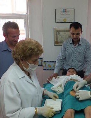 moruummm's tweet photo. Komşu Teyzesi sünnet etti maşallah https://t.co/QN56waFtMc
