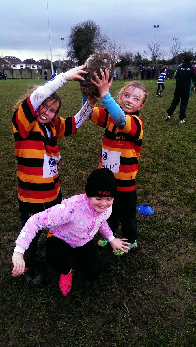 guyfagan's tweet photo. Congrats to the 1st ever competitive @LansdowneFC girls tag #rugby  squad who played today in @GreystonesRFC blitz! https://t.co/Yt1l8rTkT2