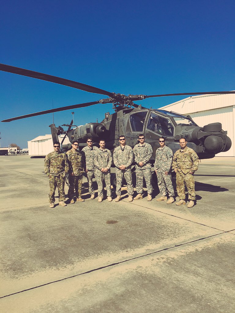 AstinAviation's tweet photo. Always a pleasure having military to stop by and see us! Thank you for all that you do!#AstinAviation 🇺🇸 https://t.co/GaAVsIj1IQ