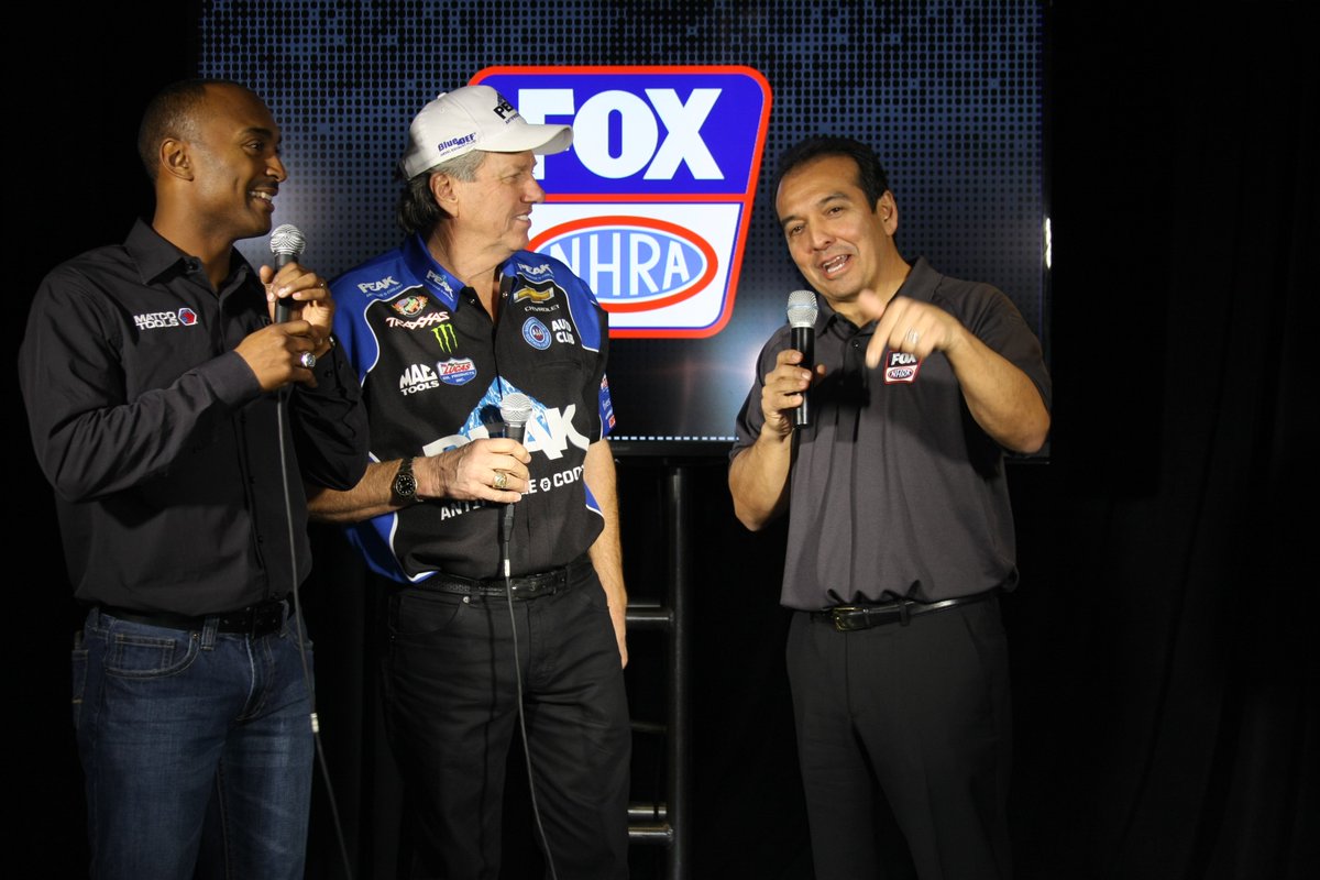 HunterThomas08's tweet photo. #ICYMI: Live Television A Game Changer For The @NHRA ---> https://t.co/Brs0Qaajst
#NHRA | @FOXSports https://t.co/J5qkaNGxT1