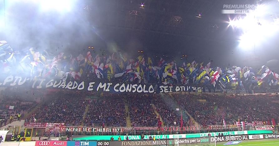 Milan - Inter: le foto della coreografia 34 CaEqRh7WQAAb6gO