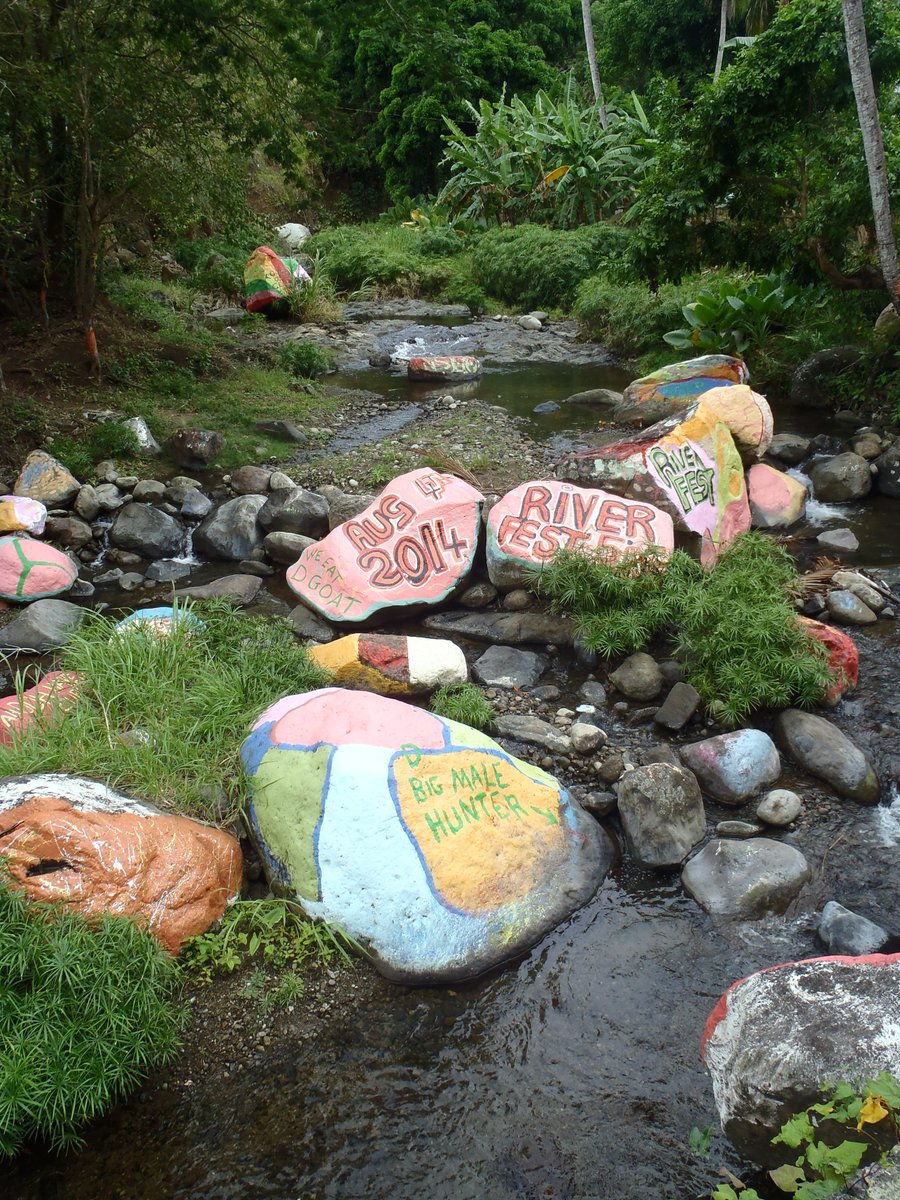 This weeks #TTAFChat is on #Colours, join us at Monday at 11 EST 
<a href="/UmbrellasBar/">Umbrellas Beach Bar</a>
<a href="/GrenadaChocolat/">Grenada Chocolate Company</a> 
<a href="/GoPureGrenada/">Go Pure Grenada</a>
