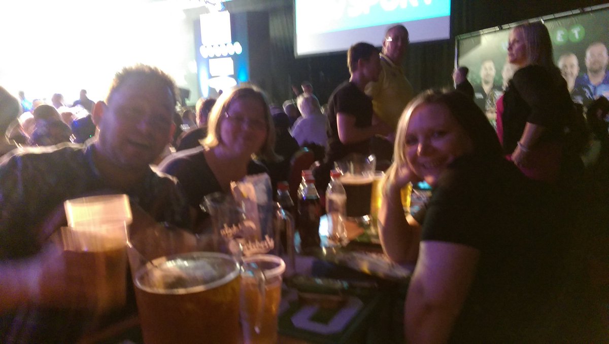 mateversden's tweet image. Loving the darts