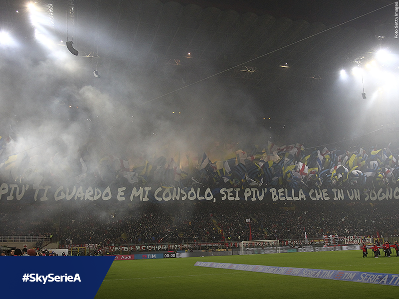 La coreografia dei tifosi dell’<a href="/Inter/">Inter ⭐⭐</a> in #MilanInter. Al 30’ sempre 0-0.
#DerbyMilano #SkySerieA