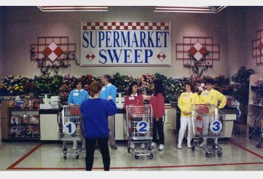 genypodcast's tweet photo. Who remembers? #tv #shows #shopping #hellyeah #gameshows https://t.co/ero8JsNr6q