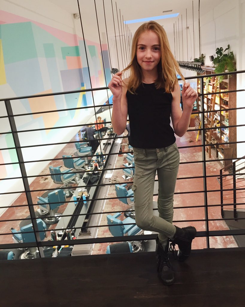 LaurenOrlando's tweet photo. chopped it off 😏 https://t.co/UZiw1wfin1