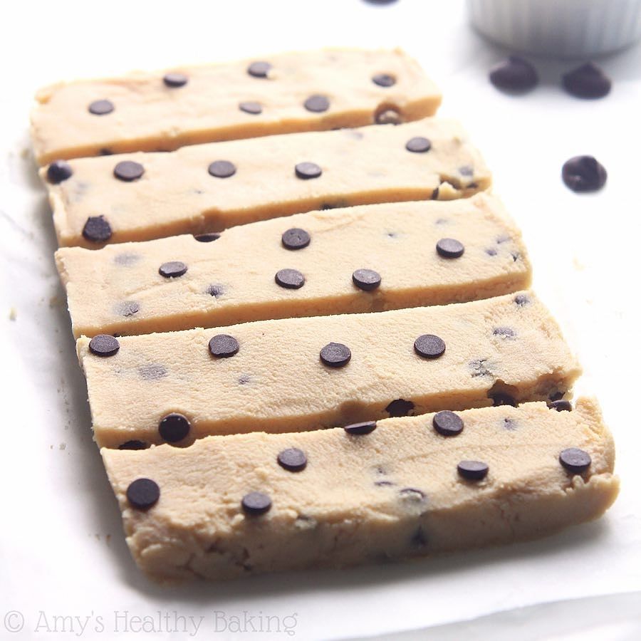 #Chocolate Chip #Cookie Dough #Protein Bars by IG @amyshealthybaking
bit.ly/1Kcy14c
#plantbased #veganism…