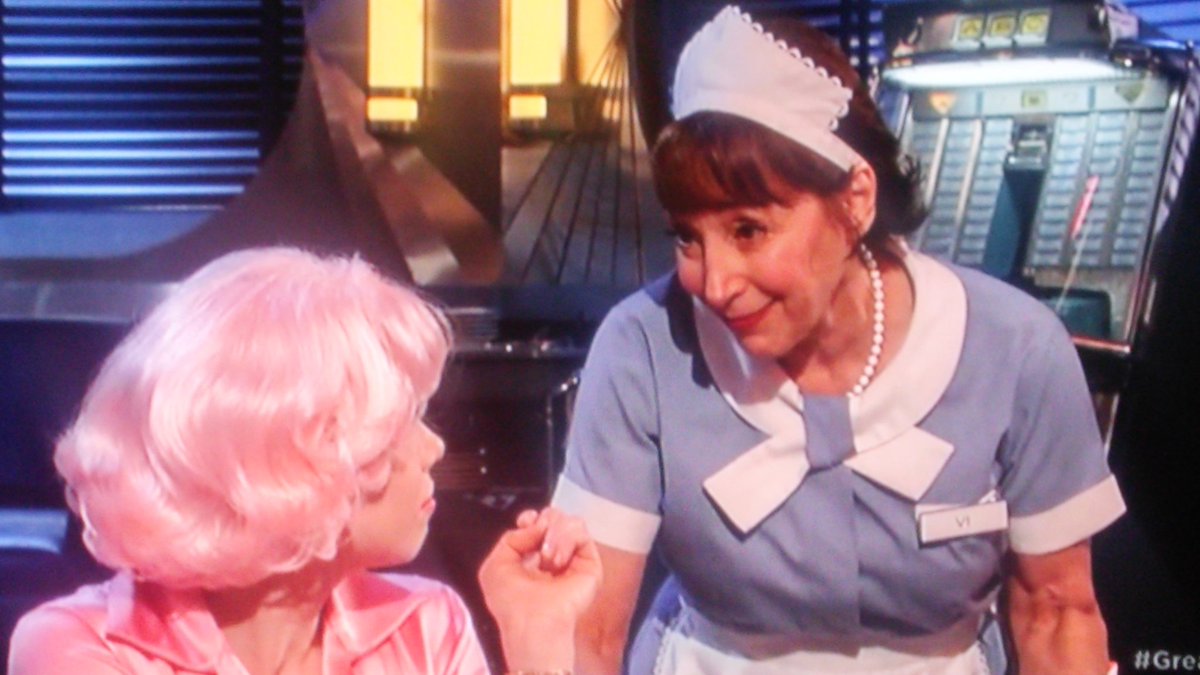 How cool is THIS? Frenchy & Frenchy #GreaseLive @carlyraejepsen @DidiConn #BeautySchoolDropouts