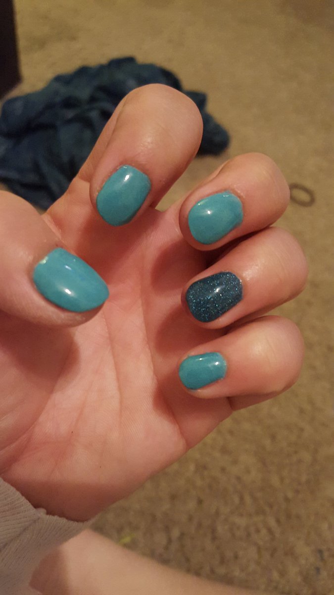 jequav's tweet image. Being blue and green is just a lifestyle for me 💚💙💚💙💚