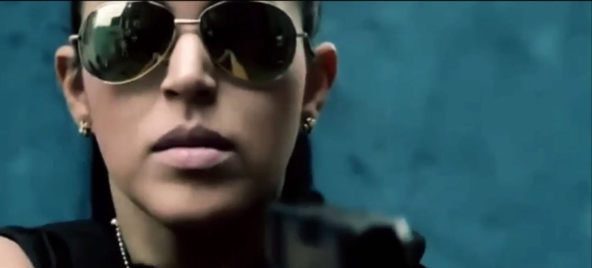 VIDEO: Rosita "CAZADORA DE PRANES" >> bit.ly/1SSkXtG //