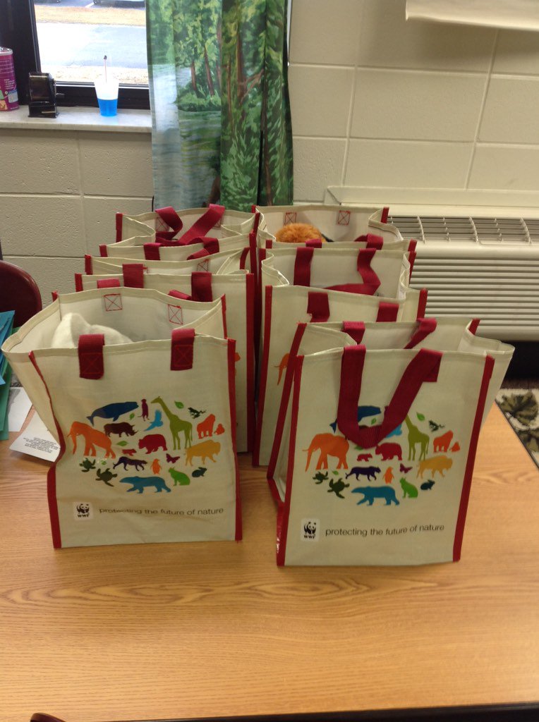 MrsFolkerTCE's tweet photo. Proud Fourth graders!  We love saving the animals! https://t.co/PmSp74fbis