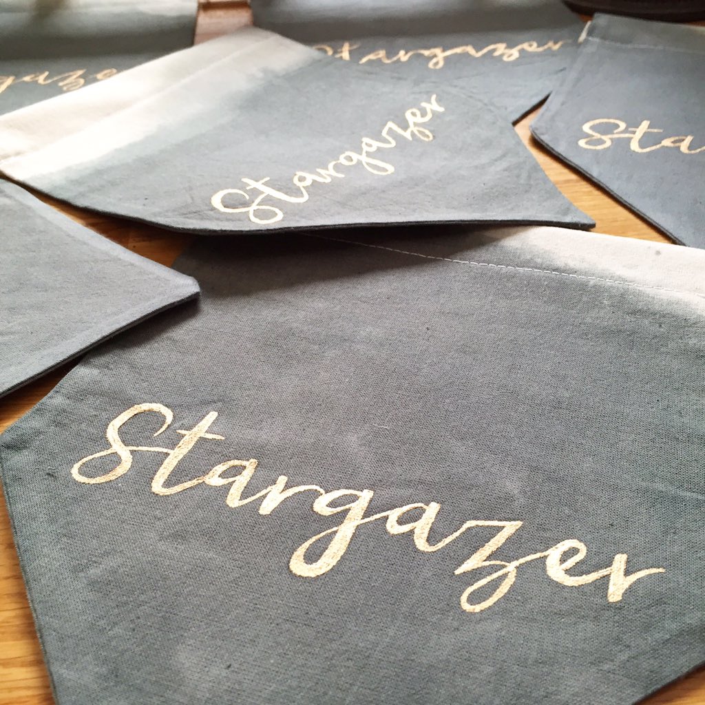 Darwin & Gray tweet media