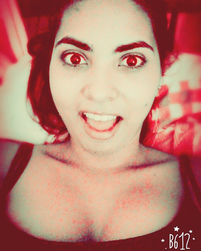 TefyBorre's tweet photo. #dayred ❤️ https://t.co/V0xM9JMeZc