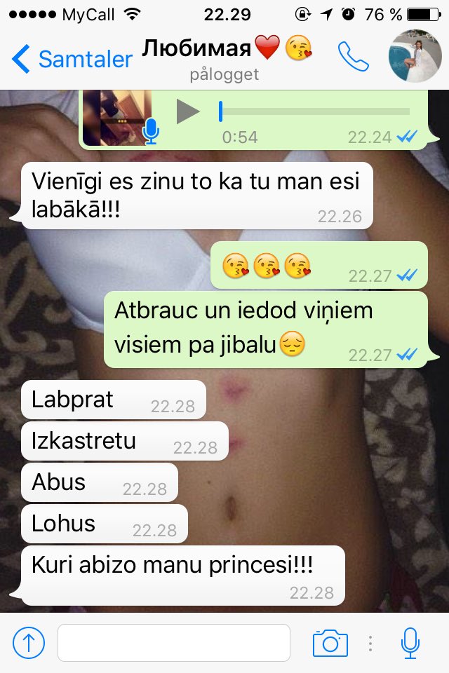 _Annie_KK's tweet photo. Kad Tava labākā draudzene tiek apbižota💪🏻😅💯 https://t.co/uXQyCoLM0v