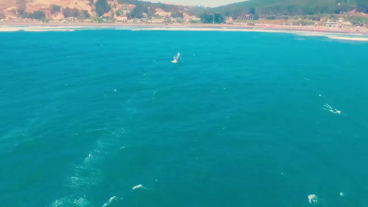 Garotoaldo's tweet photo. Volando en Matanzas https://t.co/8twXZRvsch https://t.co/k8yuJYpFQf