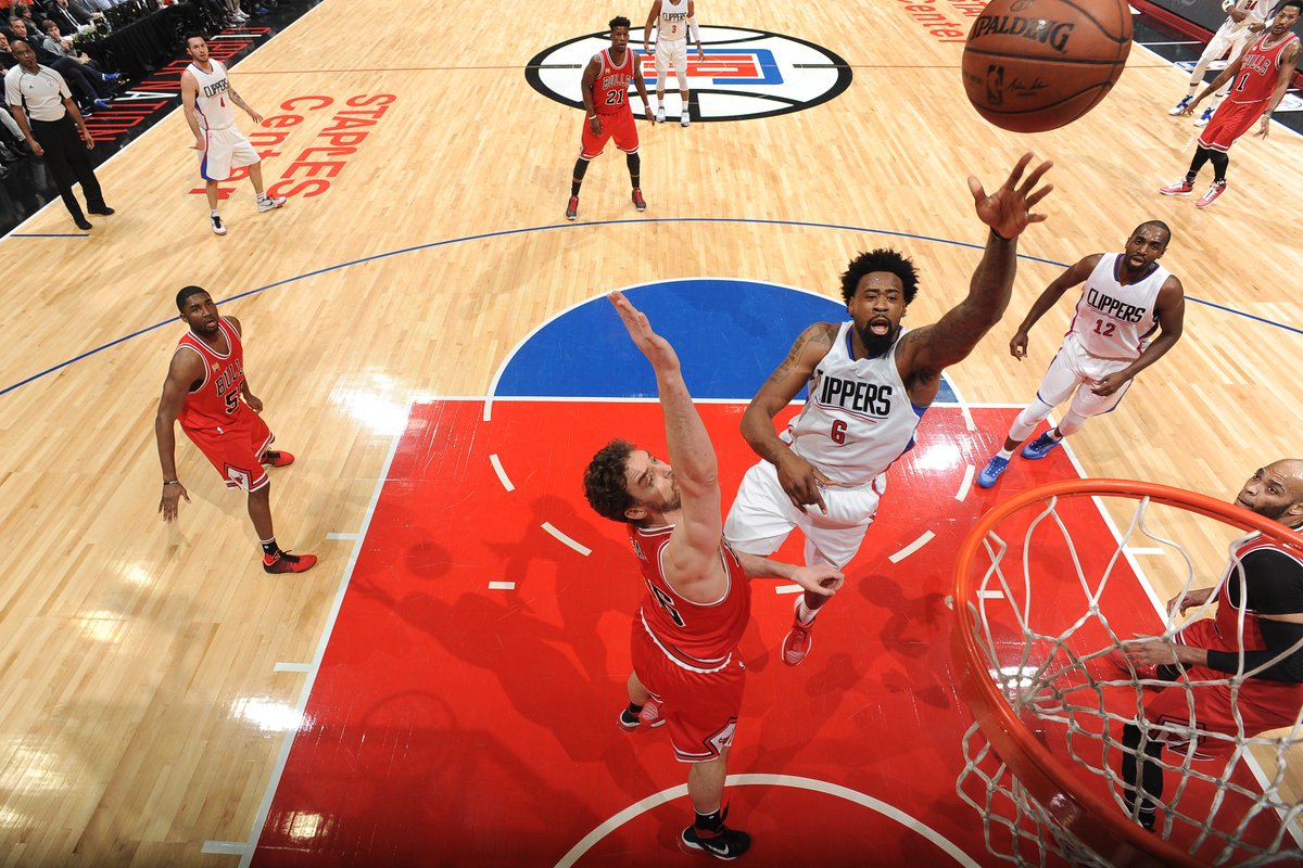 NBA's tweet photo. Halftime on ABC: @LAClippers 51, @chicagobulls 47. Crawford 12, Paul 8, Jordan 14r. Butler 12, Rose 10 for CHI. https://t.co/qREfoCGgtA