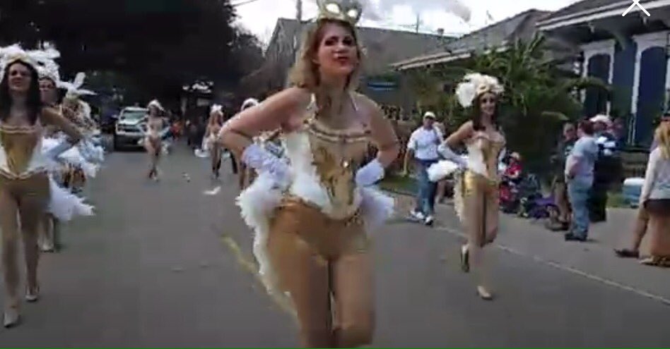 NOLAShowgirls tweet picture